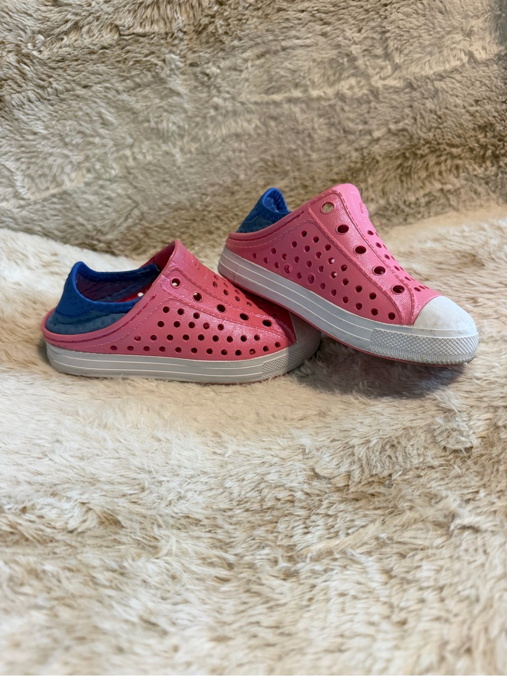 Skechers Foamies Size 10 Pink Slip-On Clogs Water Shoes